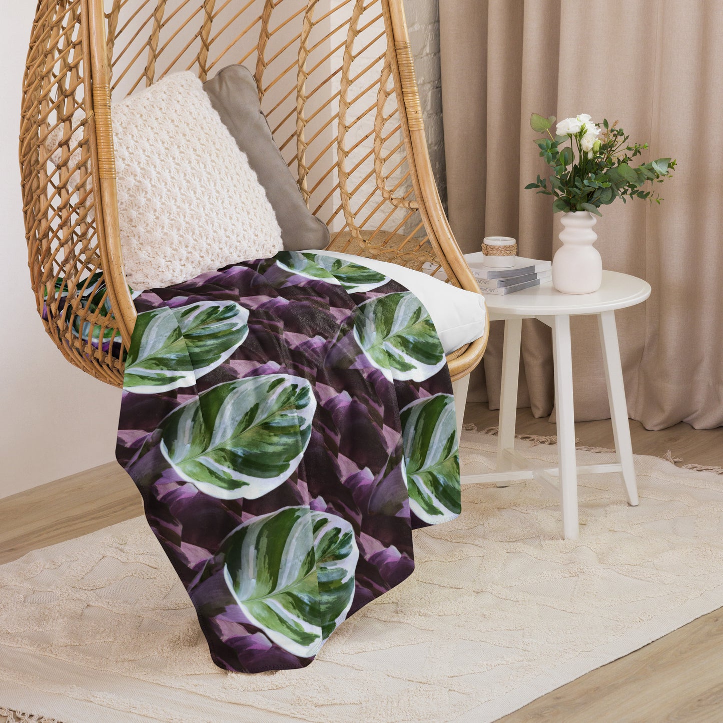 White Fusion Calathea Sherpa blanket